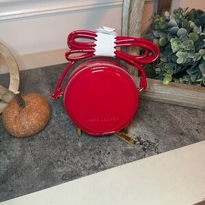 Brand New Marc Jacobs 4in Leather Crossbody Round Canteen Purse